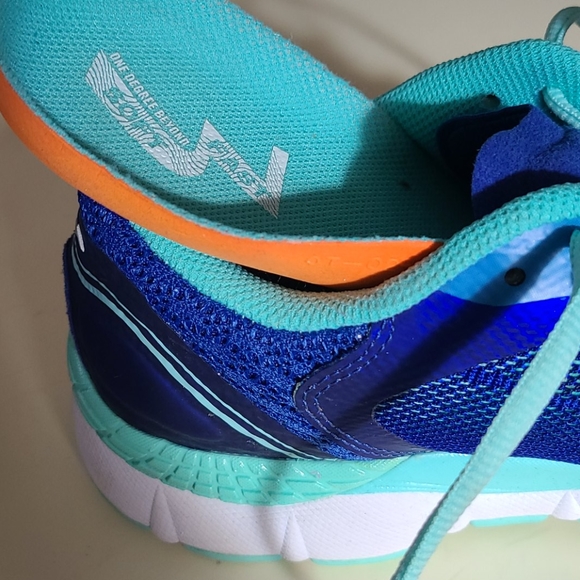 Brand New Sneakers - Picture 7 of 9